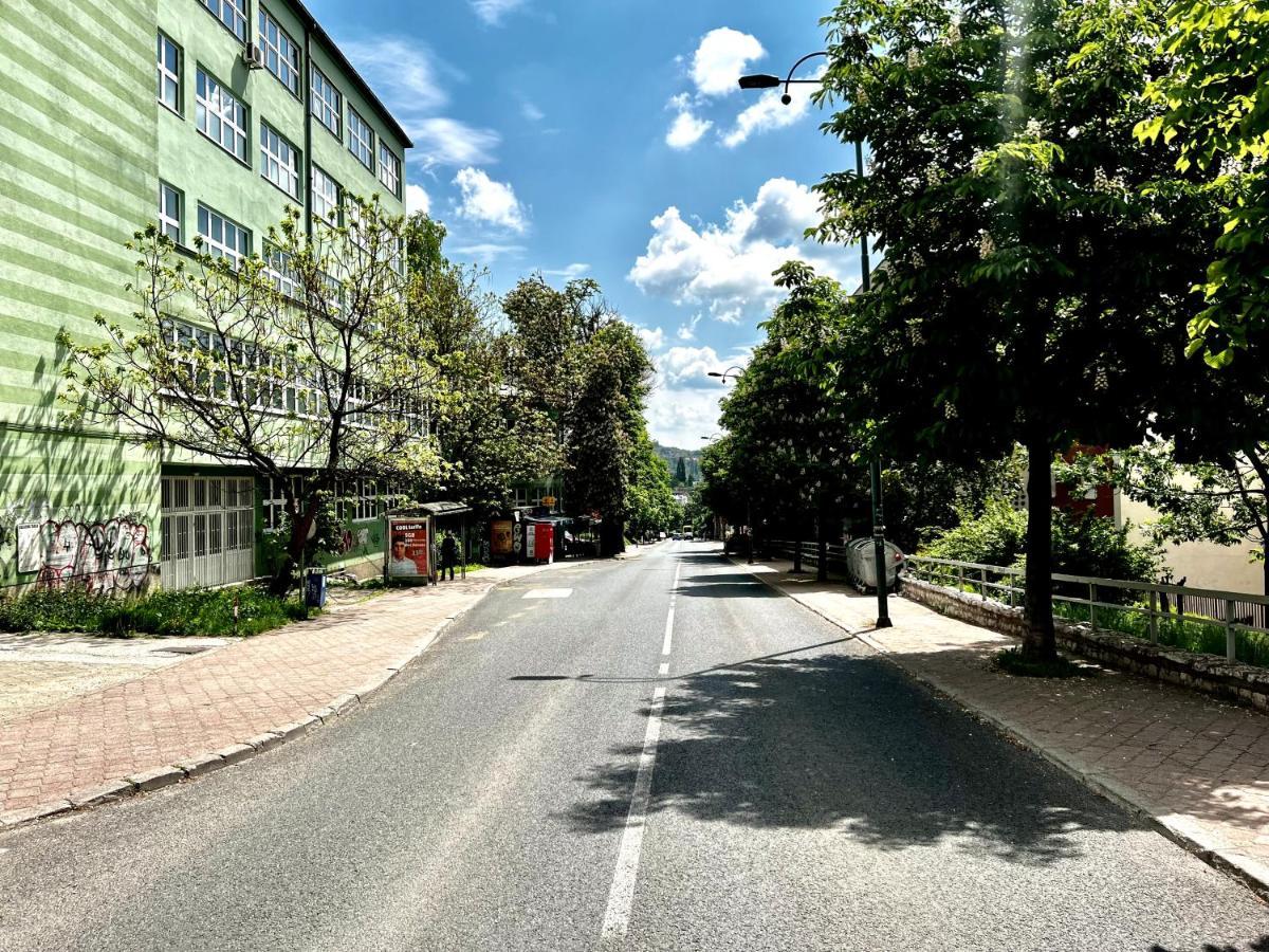 2 Bedroom Penthouse In City Center, Free Parking Сараєво Екстер'єр фото