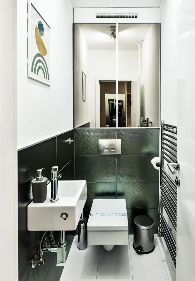 2 Bedroom Penthouse In City Center, Free Parking Сараєво Екстер'єр фото