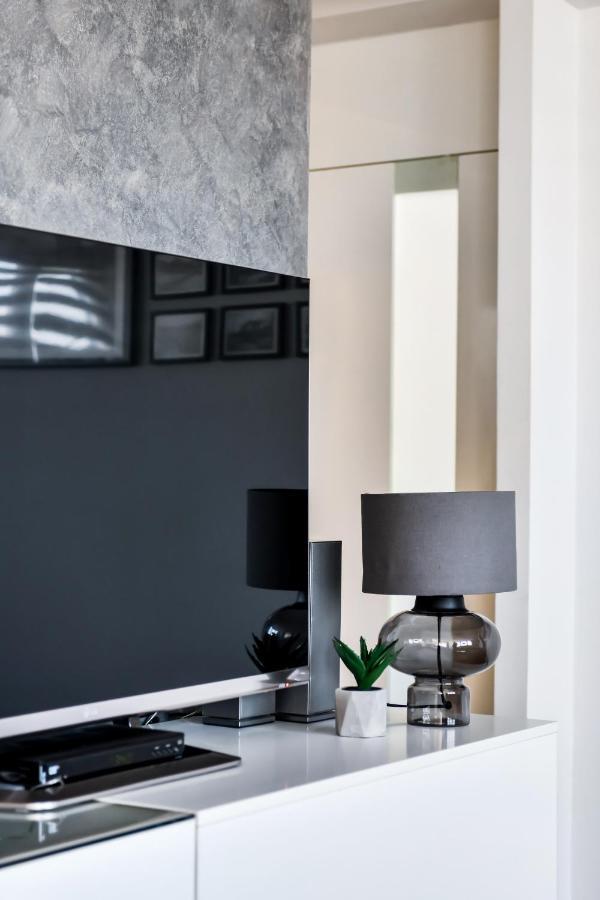 2 Bedroom Penthouse In City Center, Free Parking Сараєво Екстер'єр фото